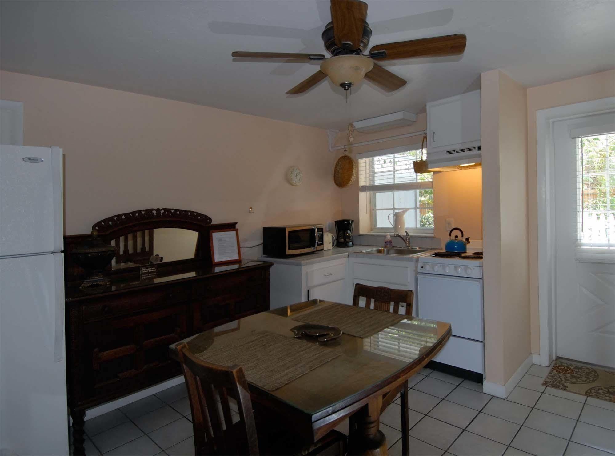 Seahorse Cottages - Adults Only Sanibel Exteriér fotografie
